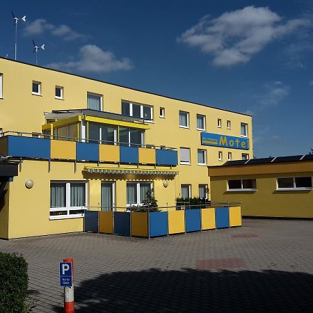Motel Am Highway Althengstett Esterno foto
