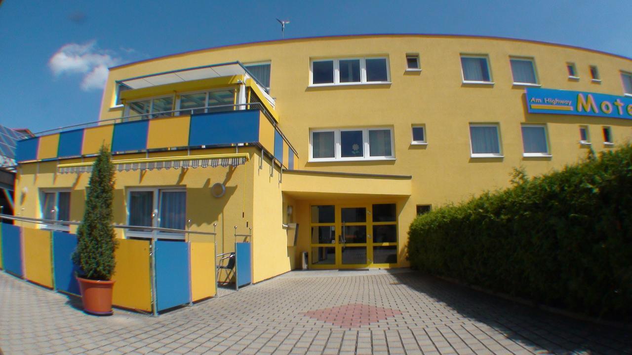 Motel Am Highway Althengstett Esterno foto