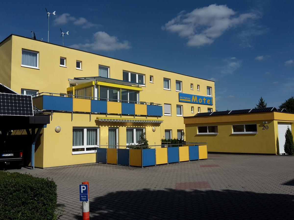 Motel Am Highway Althengstett Esterno foto